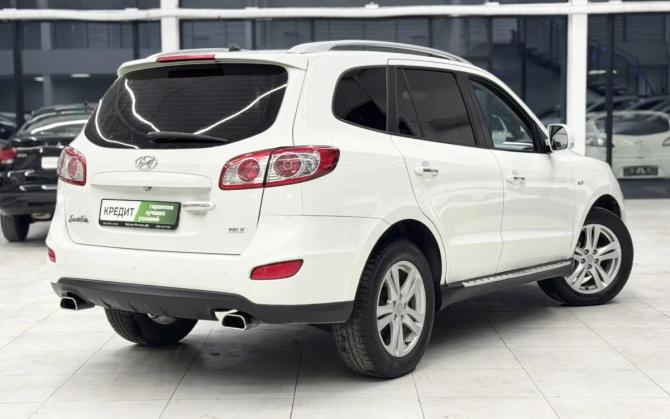 Hyundai Santa Fe II Рестайлинг с пробегом 2011 года, цена 1 099 000 рублей, 303238 км, внедорожник, Автокод Объявления