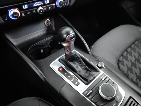 Audi A3 III (8V) с пробегом 2015 года, цена 1 234 000 рублей, 149000 км, хэтчбек, Автокод Объявления