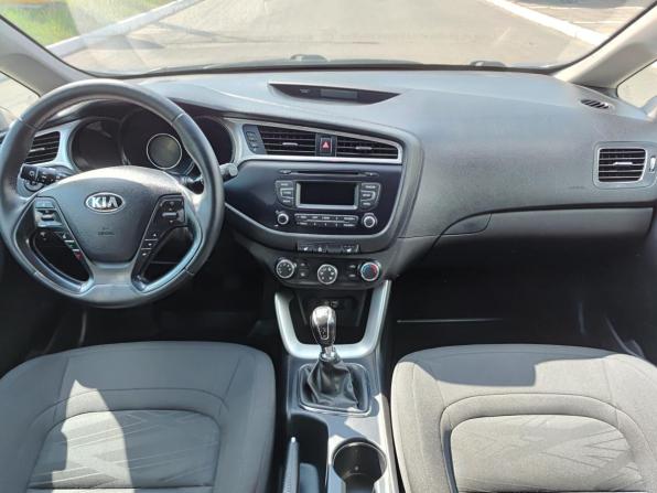 Kia Ceed II Рестайлинг с пробегом 2018 года, цена 1 320 000 рублей, 143017 км, универсал, Автокод Объявления