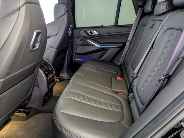 BMW X5 M III (F95) Рестайлинг с пробегом 2025 года, цена 18 990 000 рублей, 8057 км, внедорожник, Автокод Объявления