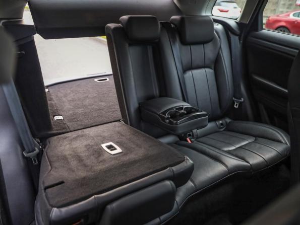 Land Rover Range Rover Evoque I Рестайлинг с пробегом 2017 года, цена 1 999 777 рублей, 140283 км, внедорожник, Автокод Объявления