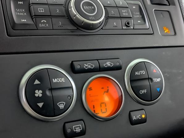 Nissan Tiida I Рестайлинг с пробегом 2012 года, цена 860 000 рублей, 158594 км, седан, Автокод Объявления