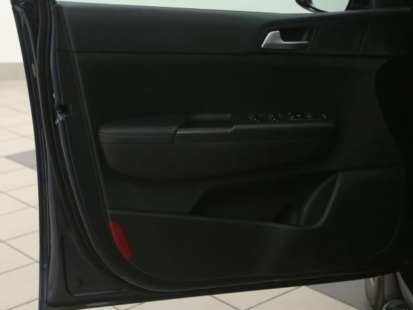 Kia Sportage IV Рестайлинг с пробегом 2020 года, цена 1 849 000 рублей, 183300 км, внедорожник, Автокод Объявления