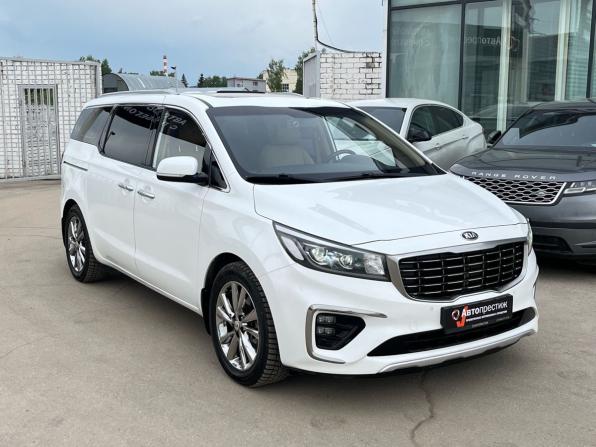 Kia Carnival III с пробегом 2018 года, цена 2 920 000 рублей, 115128 км, минивэн, Автокод Объявления