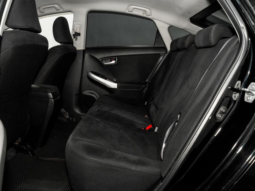 Toyota Prius III Рестайлинг (XW30) Иркутск  - изображение 7
