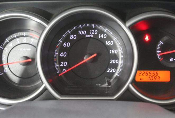 Nissan Tiida I Рестайлинг с пробегом 2011 года, цена 700 000 рублей, 226556 км, хэтчбек, Автокод Объявления