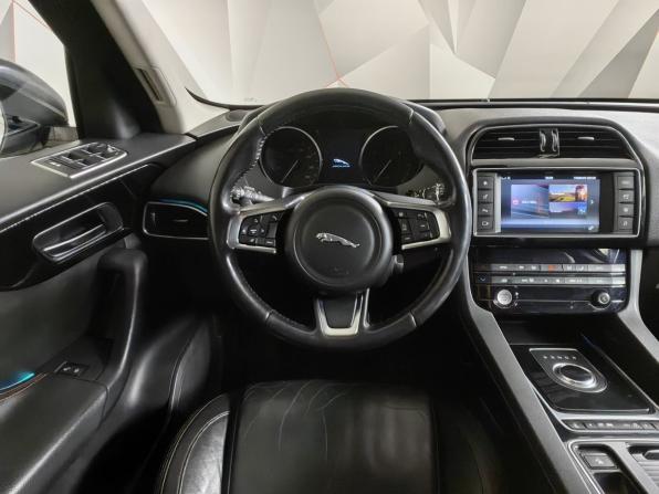 Jaguar F-Pace I с пробегом 2017 года, цена 2 049 000 рублей, 153845 км, внедорожник, Автокод Объявления