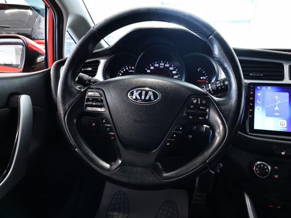 Kia Ceed II с пробегом 2014 года, цена 749 000 рублей, 175959 км, хэтчбек, Автокод Объявления