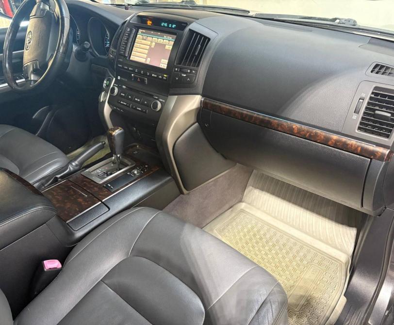 Toyota Land Cruiser 200 Series Санкт-Петербург  - изображение 30