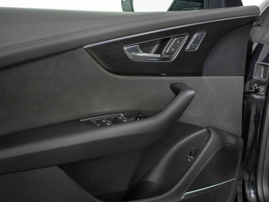 Audi Q8 I (4M) Москва  - изображение 13