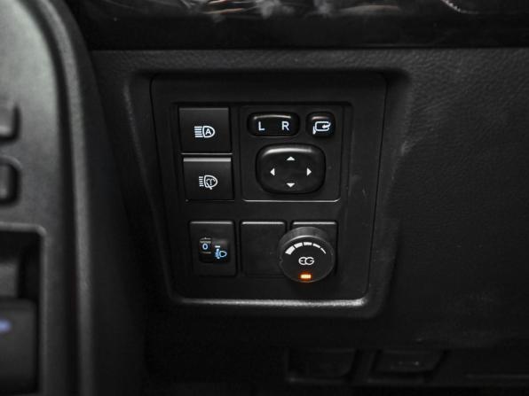 Toyota Land Cruiser Prado 150 Series Рестайлинг 3 с пробегом 2022 года, цена 5 749 000 рублей, 65822 км, внедорожник, Автокод Объявления