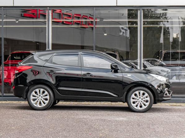 Hyundai ix35 I Рестайлинг с пробегом 2013 года, цена 887 000 рублей, 247104 км, внедорожник, Автокод Объявления