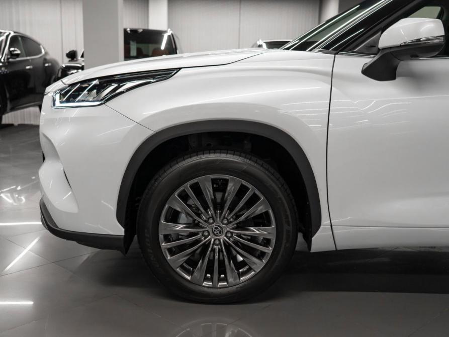 Toyota Highlander IV (XU70) Москва  - изображение 28