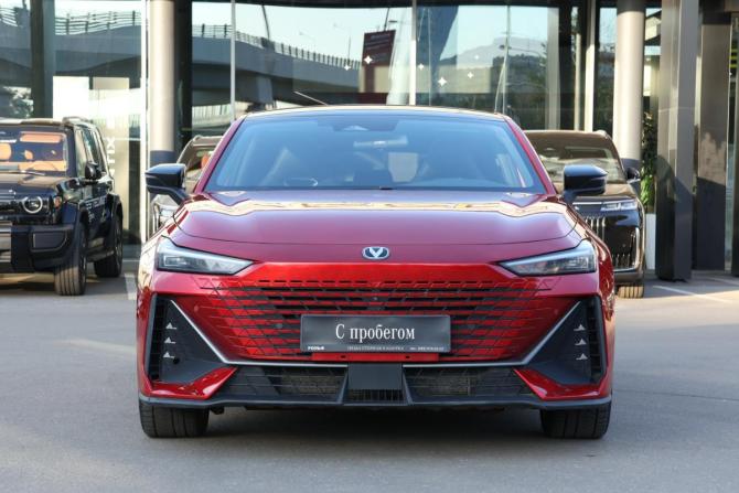 Changan UNI-V I с пробегом 2023 года, цена 2 350 000 рублей, 24600 км, лифтбек, Автокод Объявления