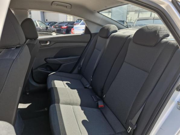 Hyundai Solaris II с пробегом 2019 года, цена 1 349 000 рублей, 123723 км, седан, Автокод Объявления