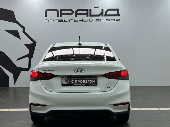 Hyundai Solaris II с пробегом 2017 года, цена 1 099 900 рублей, 169900 км, седан, Автокод Объявления