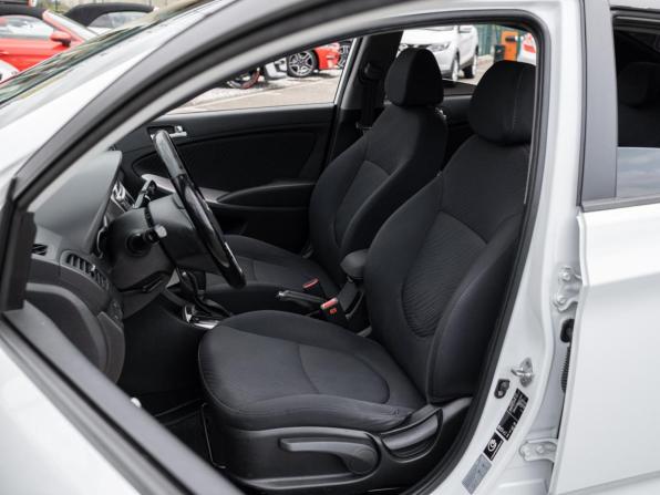 Hyundai Solaris I Рестайлинг с пробегом 2014 года, цена 1 199 000 рублей, 112514 км, седан, Автокод Объявления