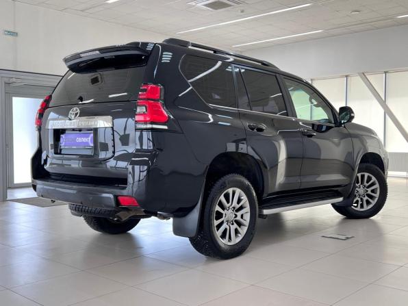 Toyota Land Cruiser Prado 150 Series Рестайлинг 2 с пробегом 2017 года, цена 4 300 000 рублей, 281170 км, внедорожник, Автокод Объявления