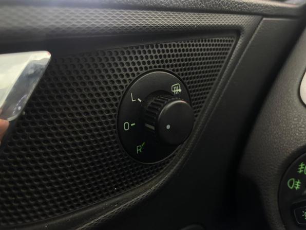 Skoda Rapid I с пробегом 2015 года, цена 765 000 рублей, 269860 км, лифтбек, Автокод Объявления