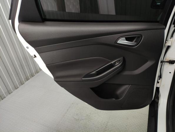 Ford Focus III Рестайлинг с пробегом 2016 года, цена 1 149 000 рублей, 93709 км, хэтчбек, Автокод Объявления