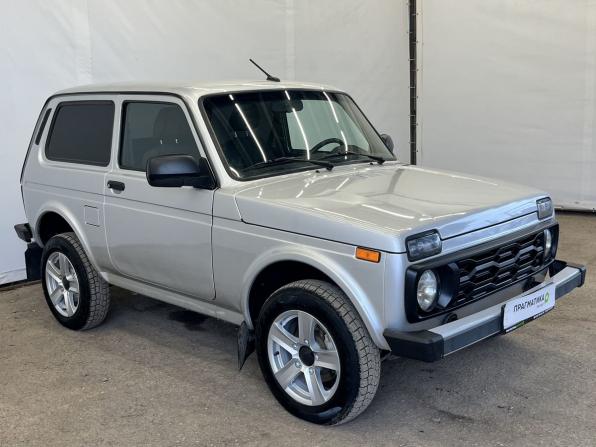 Lada (ВАЗ) Niva Legend с пробегом 2024 года, цена 760 000 рублей, 49896 км, внедорожник, Автокод Объявления