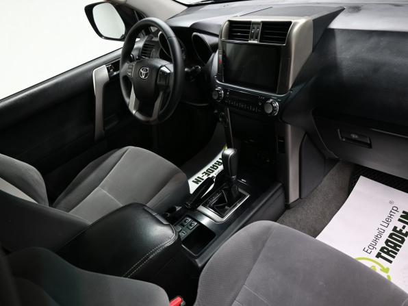 Toyota Land Cruiser Prado 150 Series с пробегом 2010 года, цена 2 685 000 рублей, 206342 км, внедорожник, Автокод Объявления