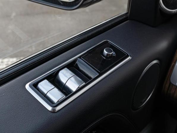 Land Rover Range Rover IV Рестайлинг с пробегом 2018 года, цена 6 439 000 рублей, 82803 км, внедорожник, Автокод Объявления