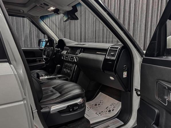 Land Rover Range Rover III Рестайлинг 2 с пробегом 2009 года, цена 1 510 000 рублей, 290000 км, внедорожник, Автокод Объявления