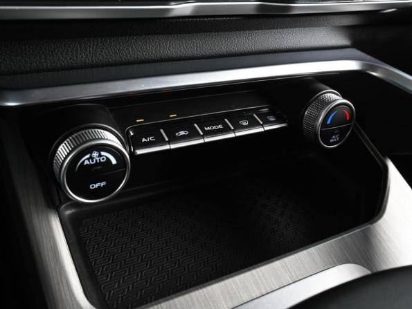 Geely Coolray I с пробегом 2023 года, цена 2 059 000 рублей, 49463 км, внедорожник, Автокод Объявления