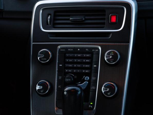 Volvo S60 II с пробегом 2011 года, цена 1 287 000 рублей, 178409 км, седан, Автокод Объявления