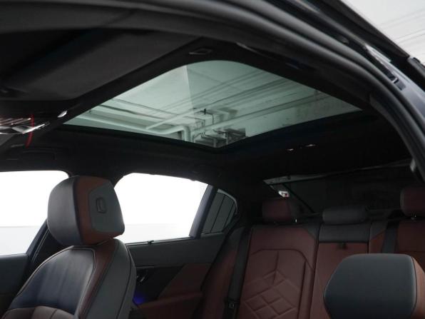 BMW 5 серии VIII (G60/G61/G68) с пробегом 2024 года, цена 8 097 434 рубля, 23811 км, седан, Автокод Объявления