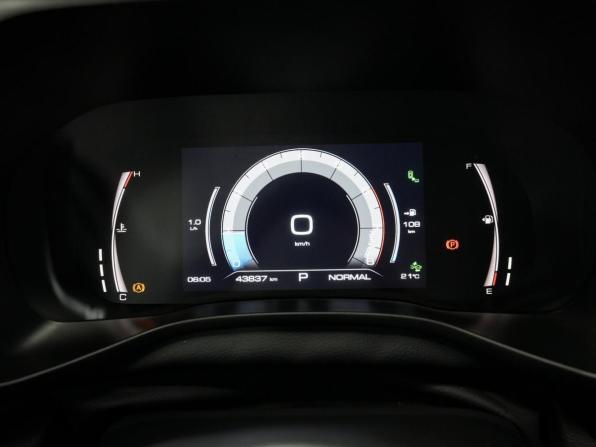 Haval Jolion I Рестайлинг с пробегом 2023 года, цена 2 232 000 рублей, 43500 км, внедорожник, Автокод Объявления
