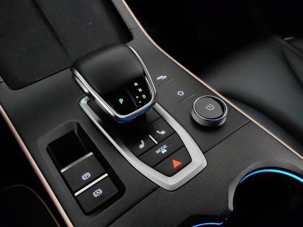 Omoda C5 I с пробегом 2023 года, цена 1 489 000 рублей, 91804 км, внедорожник, Автокод Объявления