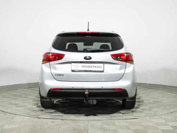 Kia Ceed II Рестайлинг с пробегом 2016 года, цена 1 069 700 рублей, 218918 км, универсал, Автокод Объявления