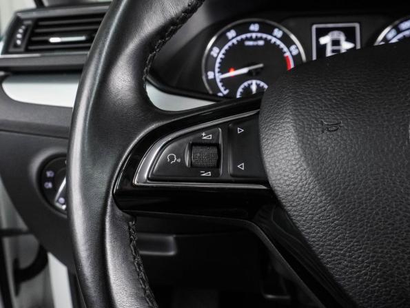 Skoda Superb III с пробегом 2016 года, цена 1 998 000 рублей, 134556 км, лифтбек, Автокод Объявления