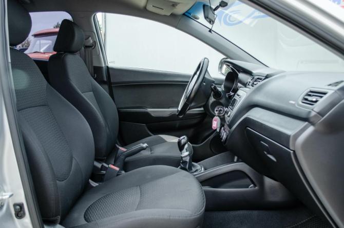 Kia Rio III Рестайлинг с пробегом 2016 года, цена 1 088 000 рублей, 82500 км, седан, Автокод Объявления
