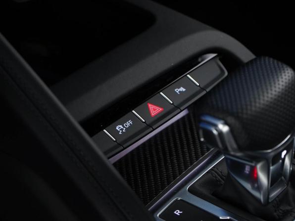 Audi R8 II (4S) Рестайлинг с пробегом 2021 года, цена 18 299 434 рубля, 17212 км, купе, Автокод Объявления