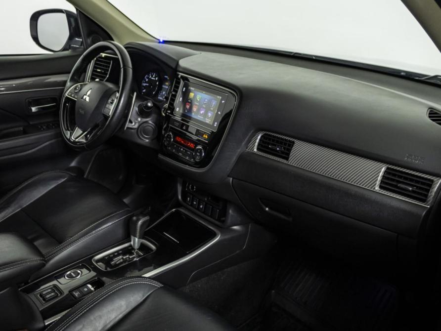 Mitsubishi Outlander III Рестайлинг 3 Москва  - изображение 9
