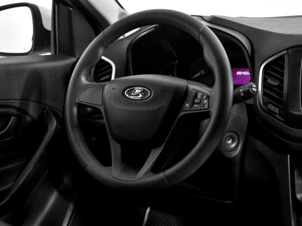 Lada (ВАЗ) XRAY I с пробегом 2018 года, цена 669 000 рублей, 106490 км, хэтчбек, Автокод Объявления