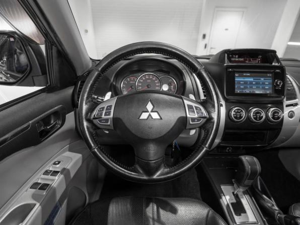 Mitsubishi Pajero Sport II Рестайлинг с пробегом 2014 года, цена 1 630 000 рублей, 198551 км, внедорожник, Автокод Объявления