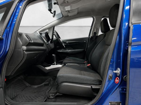 Honda Fit III с пробегом 2016 года, цена 825 000 рублей, 220958 км, хэтчбек, Автокод Объявления