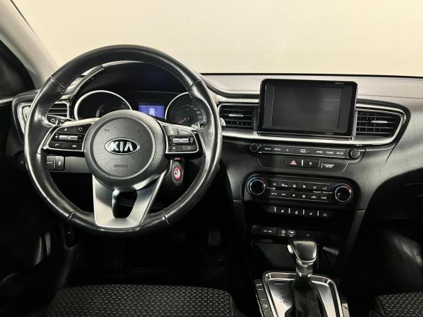 Kia Ceed III с пробегом 2019 года, цена 1 760 000 рублей, 76200 км, хэтчбек, Автокод Объявления