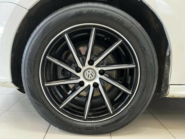 Volkswagen Jetta VI Рестайлинг с пробегом 2015 года, цена 1 028 970 рублей, 126073 км, седан, Автокод Объявления