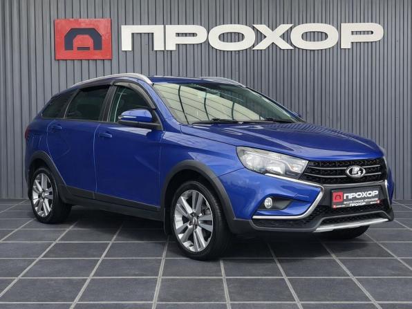 Lada (ВАЗ) Vesta I с пробегом 2022 года, цена 1 347 000 рублей, 63620 км, универсал, Автокод Объявления