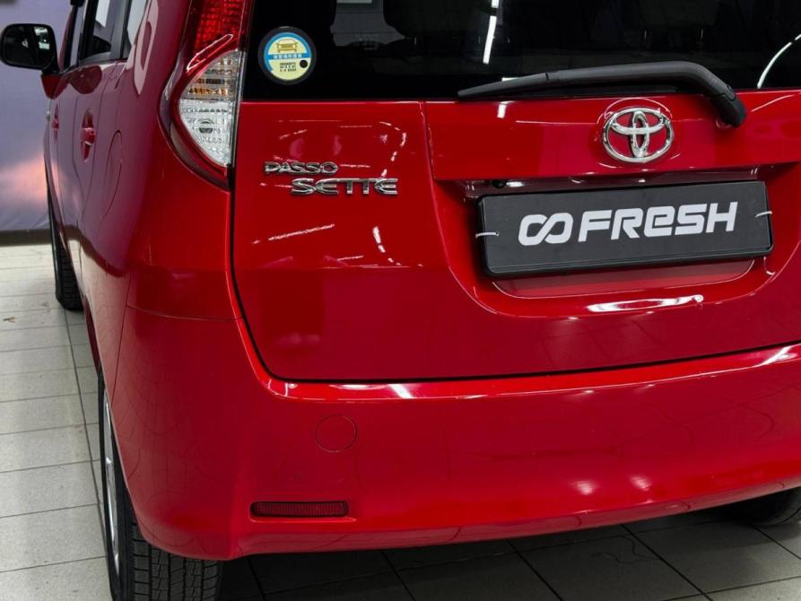 Toyota Passo Sette Благовещенск  - изображение 10