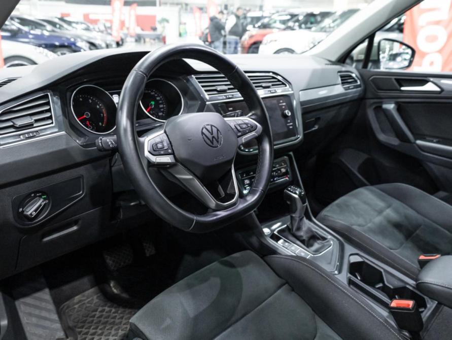Volkswagen Tiguan II Рестайлинг Санкт-Петербург  - изображение 15