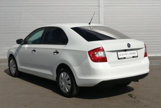 Skoda Rapid I с пробегом 2014 года, цена 600 000 рублей, 175000 км, лифтбек, Автокод Объявления