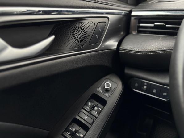 Haval Jolion I с пробегом 2021 года, цена 1 590 000 рублей, 112000 км, внедорожник, Автокод Объявления
