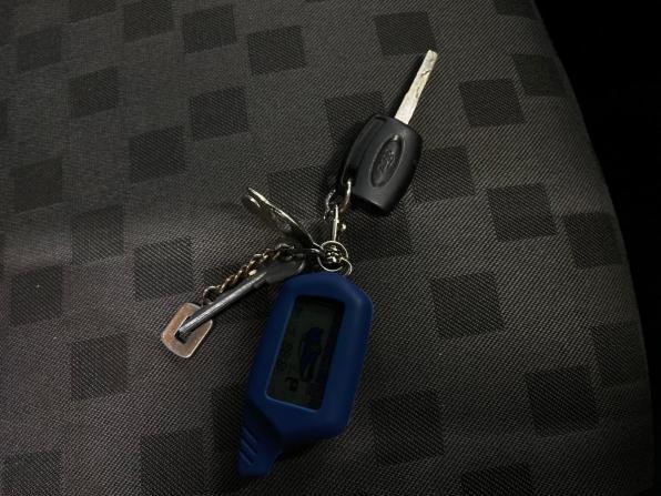 Ford Focus II с пробегом 2006 года, цена 399 000 рублей, 215000 км, седан, Автокод Объявления