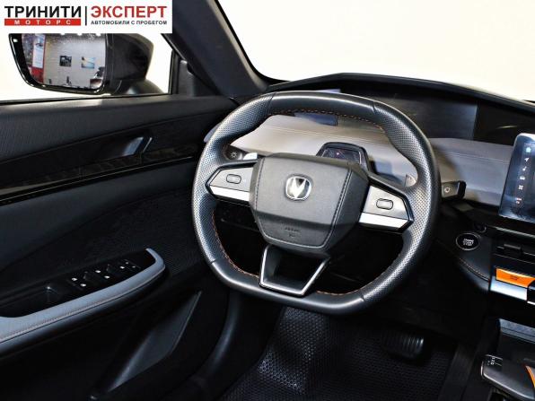 Changan UNI-V I с пробегом 2023 года, цена 2 277 000 рублей, 57592 км, лифтбек, Автокод Объявления